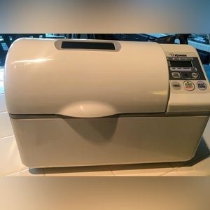 Zojirushi Bread Machine BBCC V—20